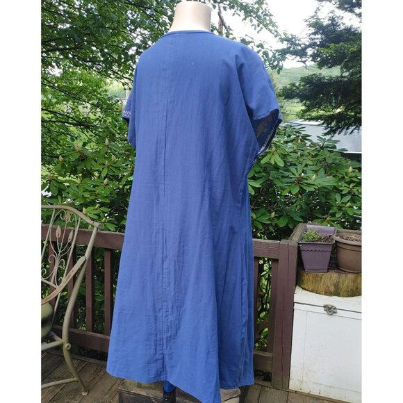 Women's V Neck Dress XXL Embroidered Bright Blue Summer Floral - Picture 2 of 9